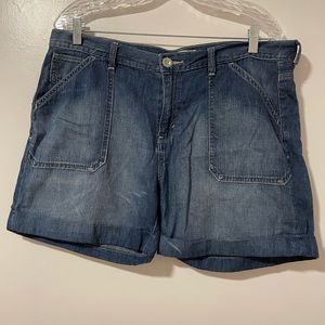 Levi’s Denim Shorts Sz 12